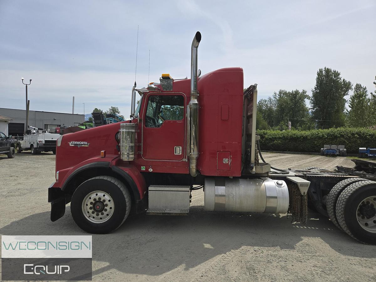 Used 2001 Kenworth T800 TA Lowbed Truck