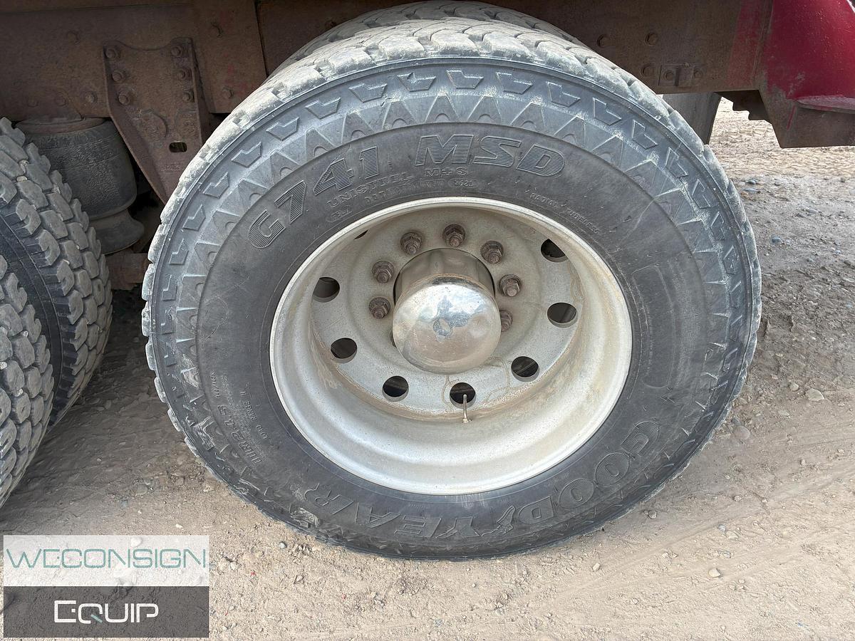 Used 2010 Kenworth T800 Tri Drive Combo Vac