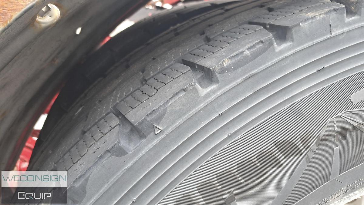 Used 2023 Peterbilt 389 Sleeper Truck Tractor