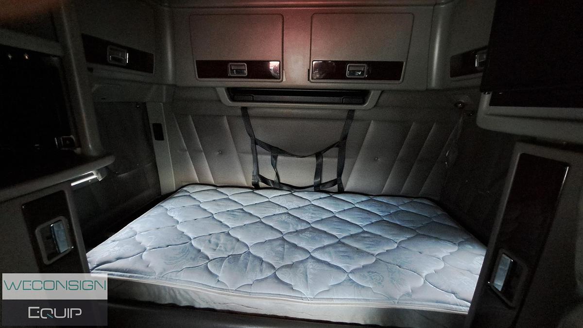 Used 2023 Peterbilt  389 Salvage