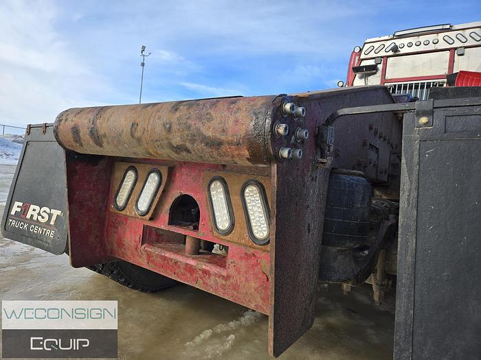 Used 2013 Peterbilt 367 Sleeper Winch Truck