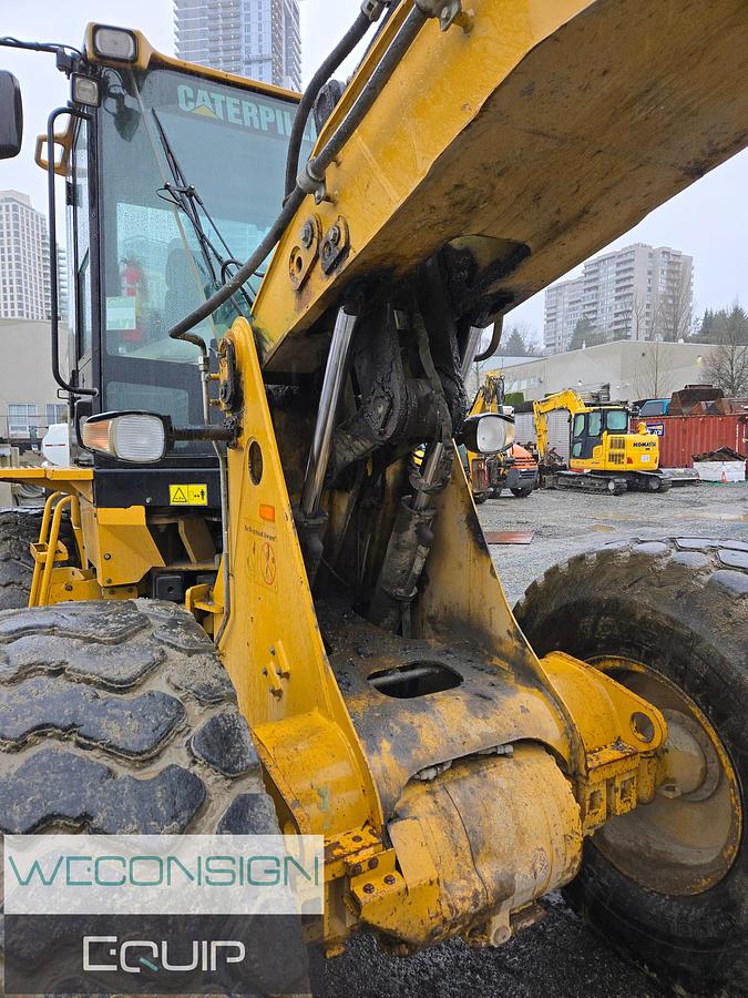 Used 2012 CAT 924H Wheel Loader