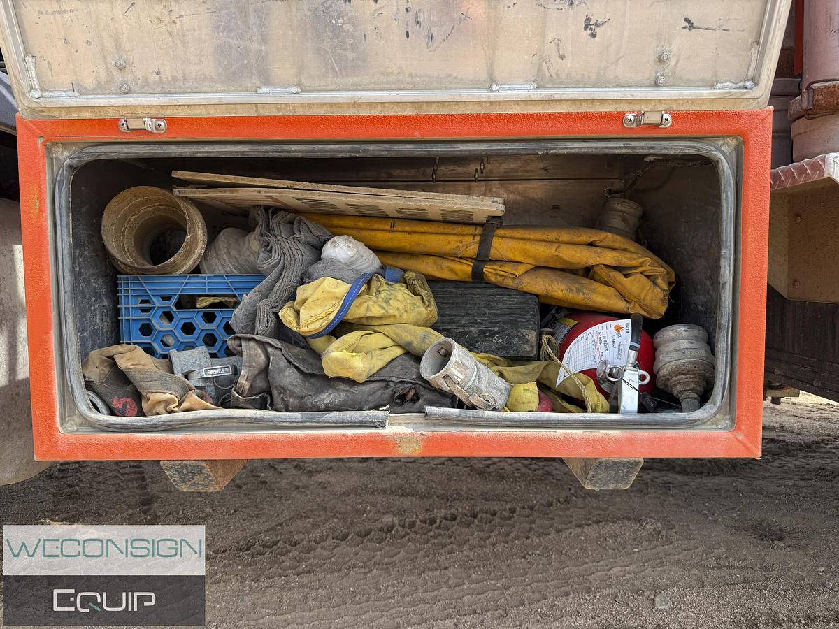 Used 2017 Peterbilt Single Axle Hydrovac