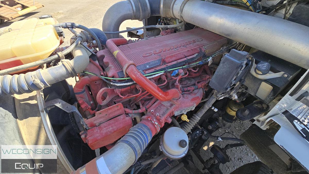 Used 2020 Kenworth T800 Daycab Logging Truck