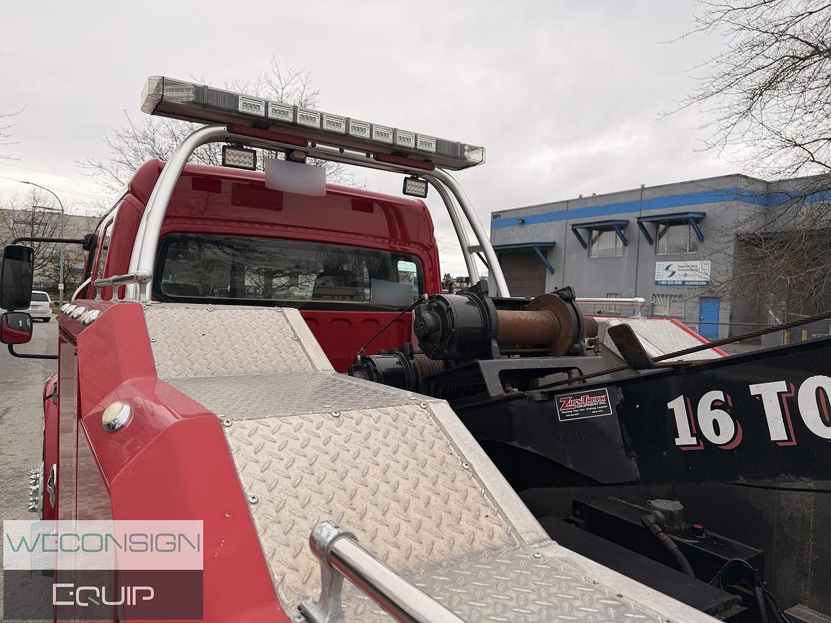 Used 2014 Freightliner M2106 Tow Truck/ Wrecker Truck