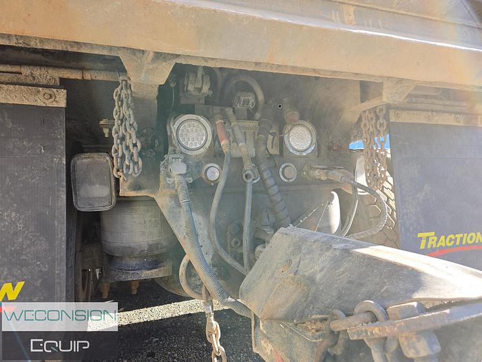 Used 2009 Peterbilt 367 TA Dump Truck