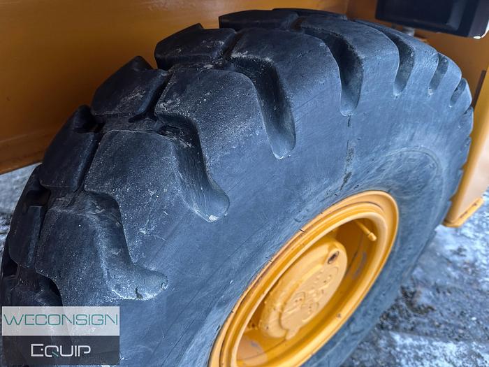 Used 2002 Broderson IC-80-3F