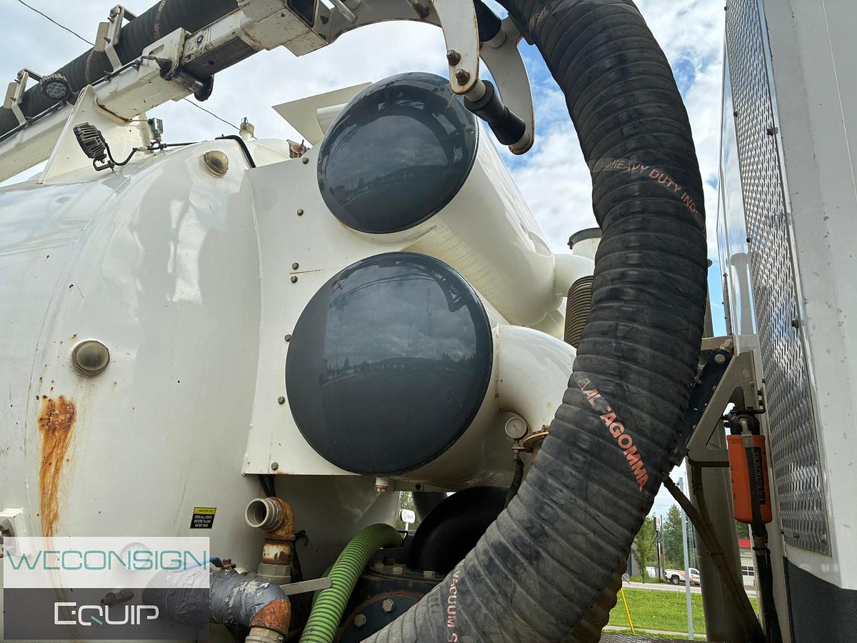 Used 2016 Kenworth T800 Tri Axle Hydrovac