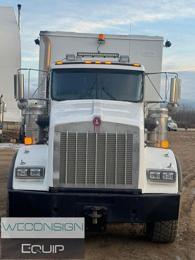 Used 2020 Kenworth T800