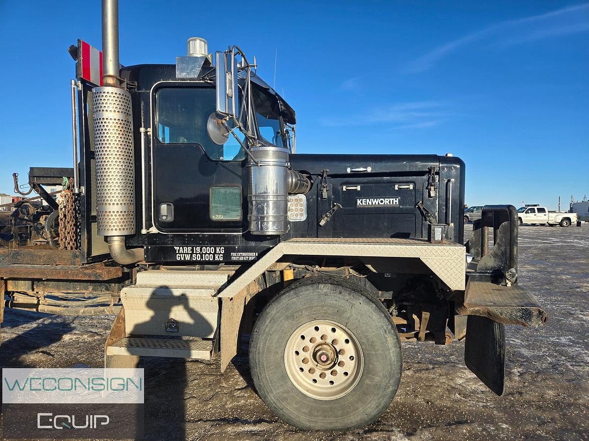 Used 2006 Kenworth C500B Bed Truck