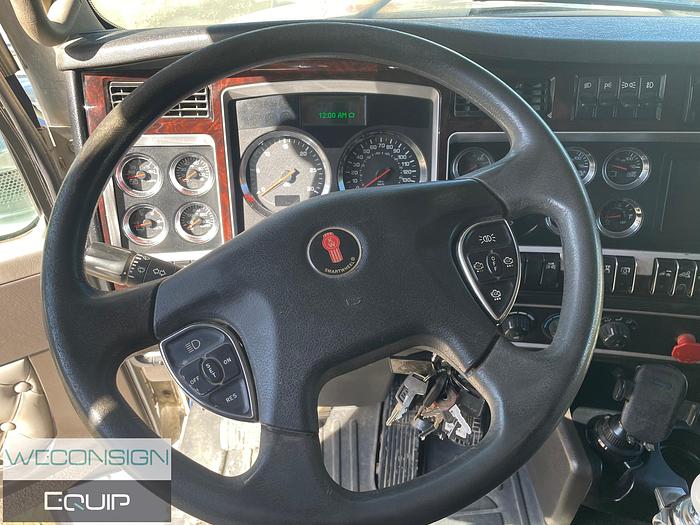 Used 2020 Kenworth T800 Heavy Haul Truck Tractor