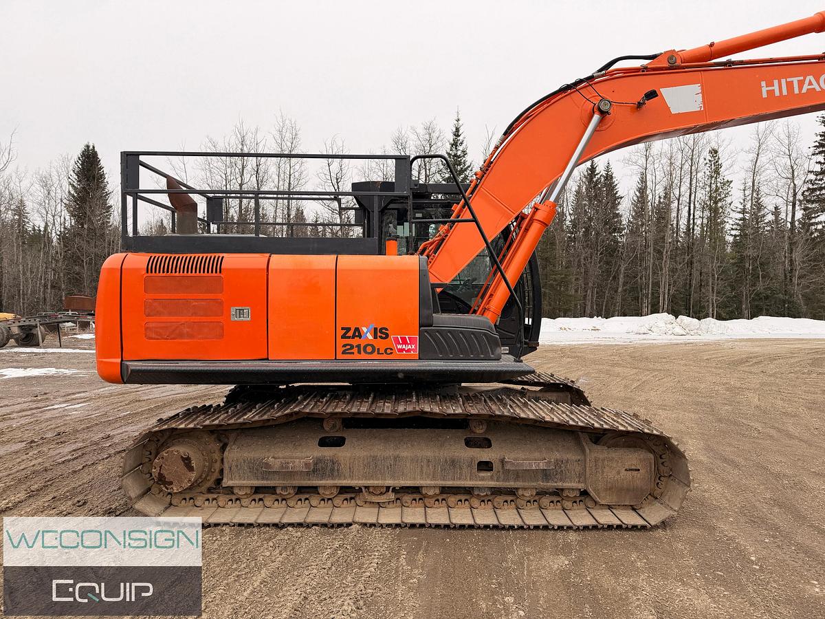 Used 2014 Hitachi ZX210LC-5N Excavator