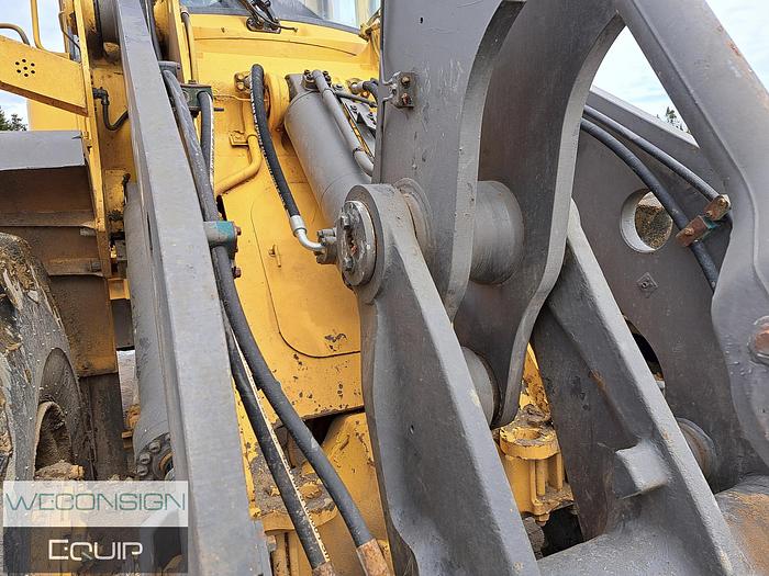 Used 2004 Volvo L70E