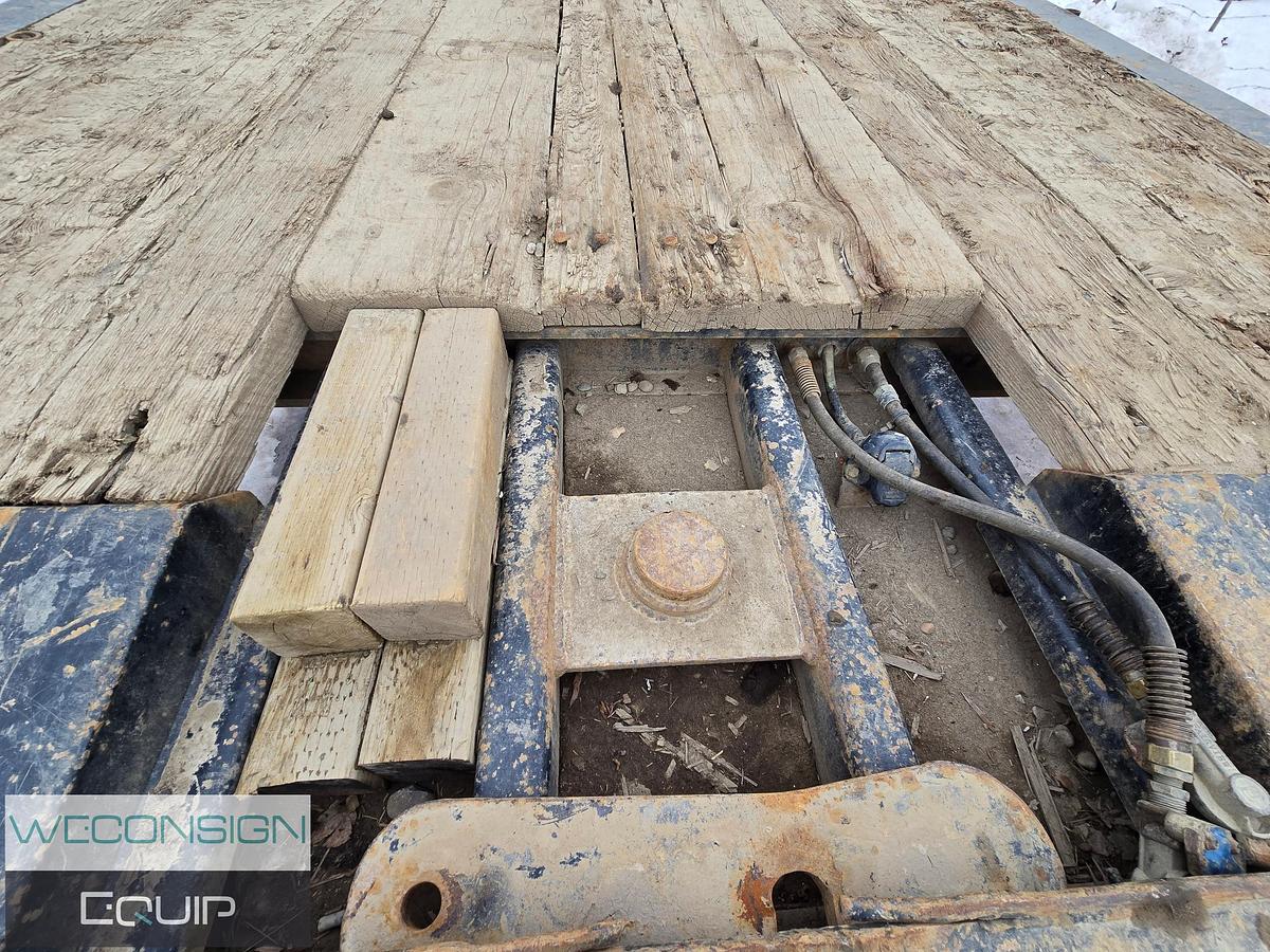 Used 2003 Knight 40T Scissorneck Lowbed