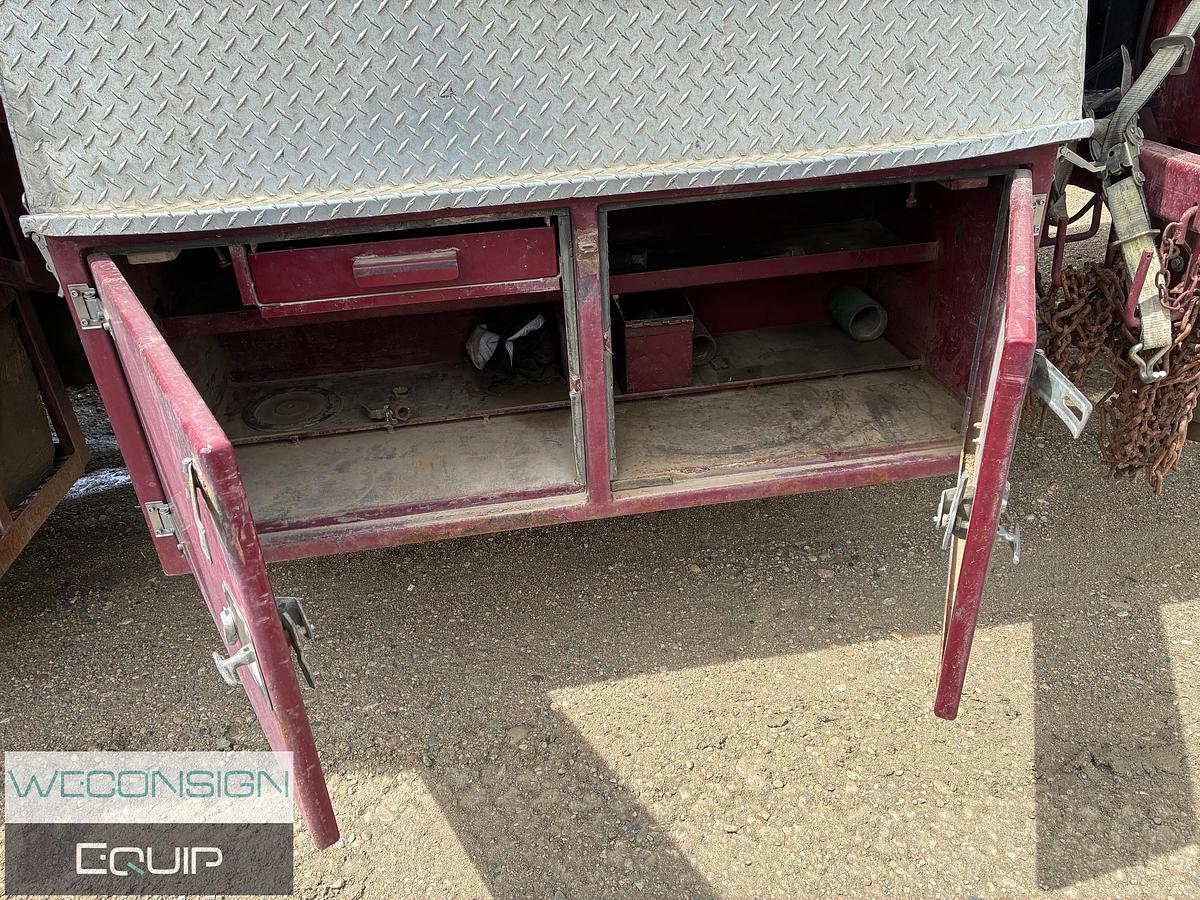 Used 2004 Freightliner FLD120 Snubbing Rig Truck