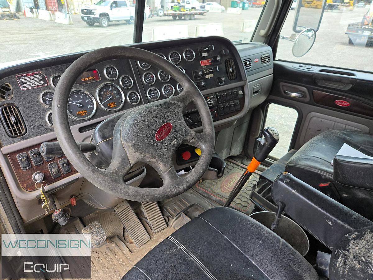 Used 2015 Peterbilt Tri-Axle Hydrovac