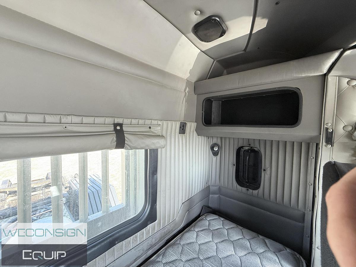 Used 2007 Kenworth T800 Wet Kit Tractor