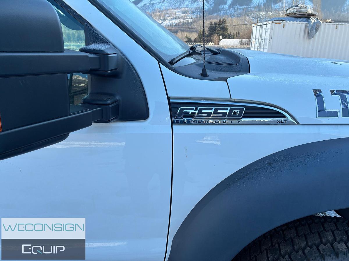 Used 2015 Ford F-550 Extended Cab Lube Truck