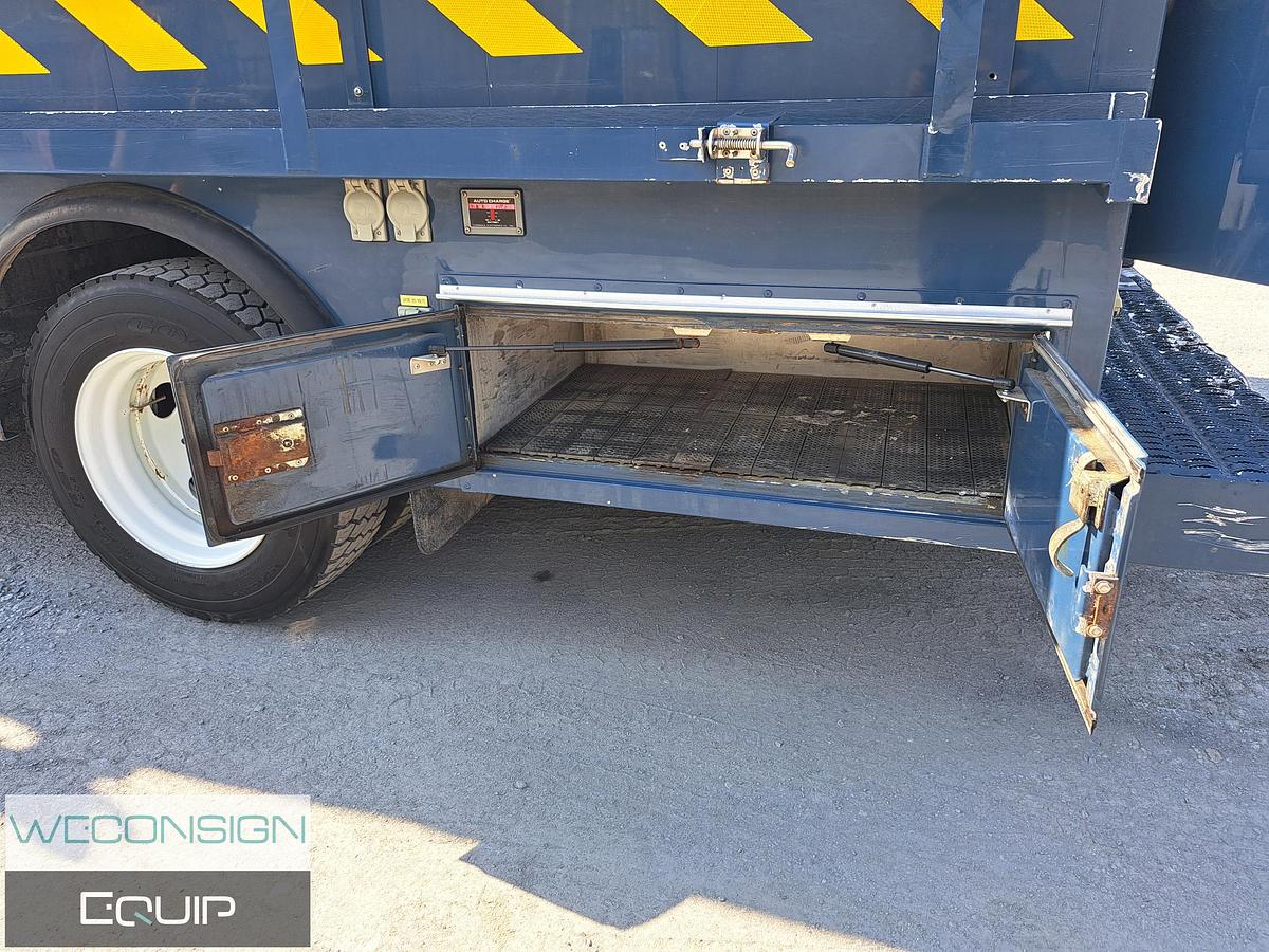 Used 2010 International 4300SBA Service and Mechanic Trucks