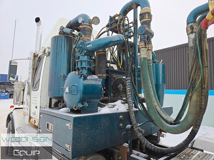 Used 2015 Western Star Tri-Drive Custom Vac Semi Vac