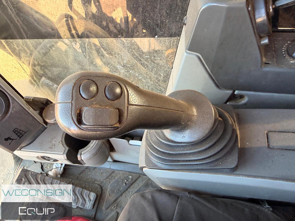Used 2014 CAT 320E Excavator
