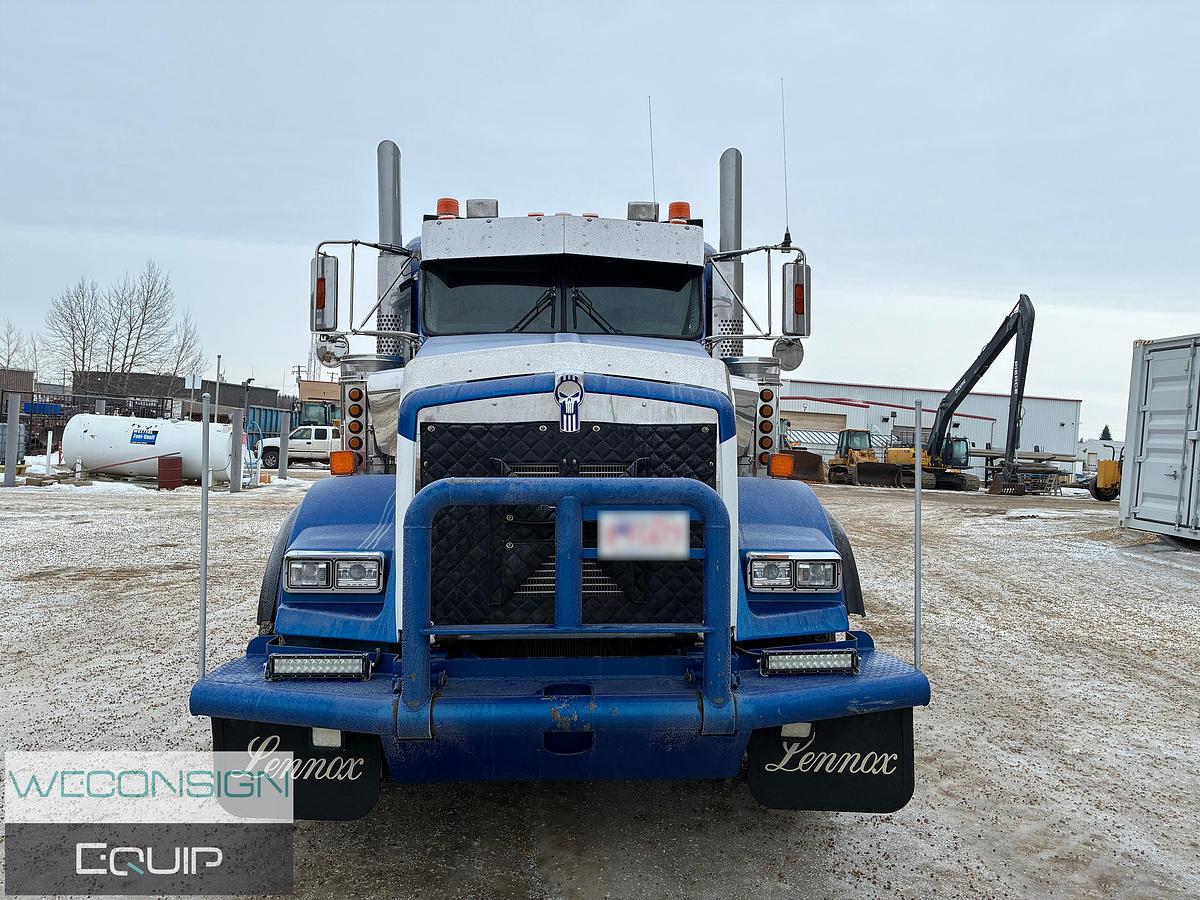 Used 2005 Kenworth T800 Tandem Winch Truck