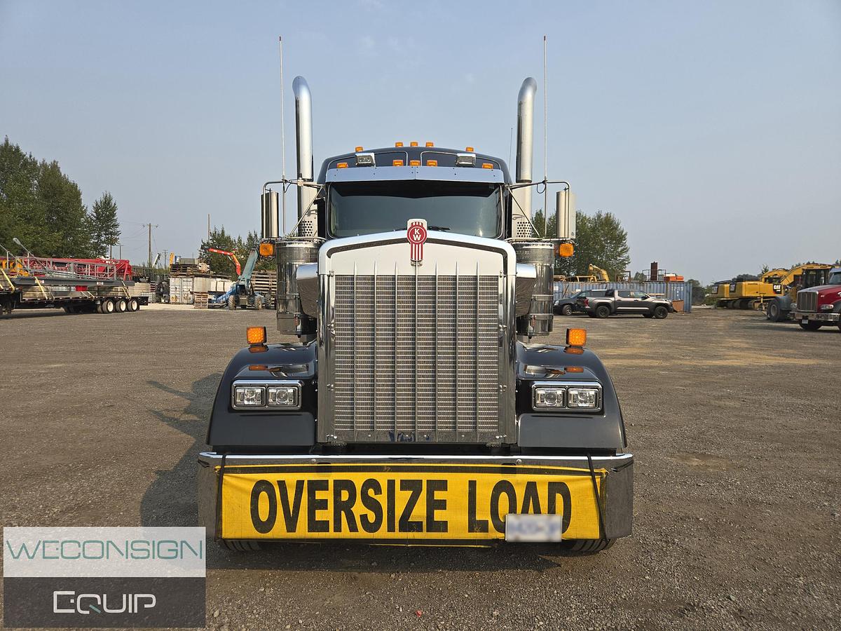 Used 2024 Kenworth W900L TA Truck Tractor