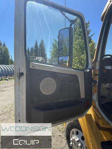 Used 2013 Volvo VNL HWY Truck Tractor