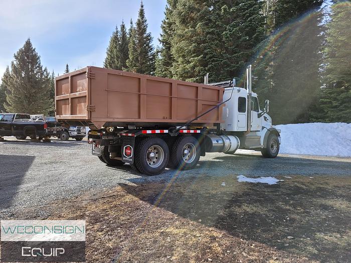 Used 2019 Peterbilt 367 Tandem Roll Off Truck