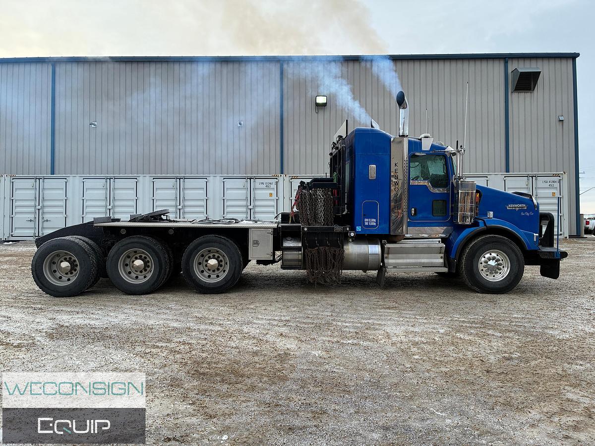 Used 2010 Kenworth T800 Tri Drive Winch Truck