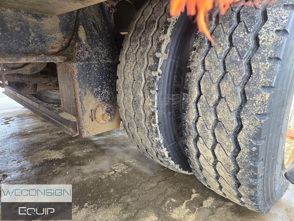 Used 2003 Knight 40T Scissorneck Lowbed