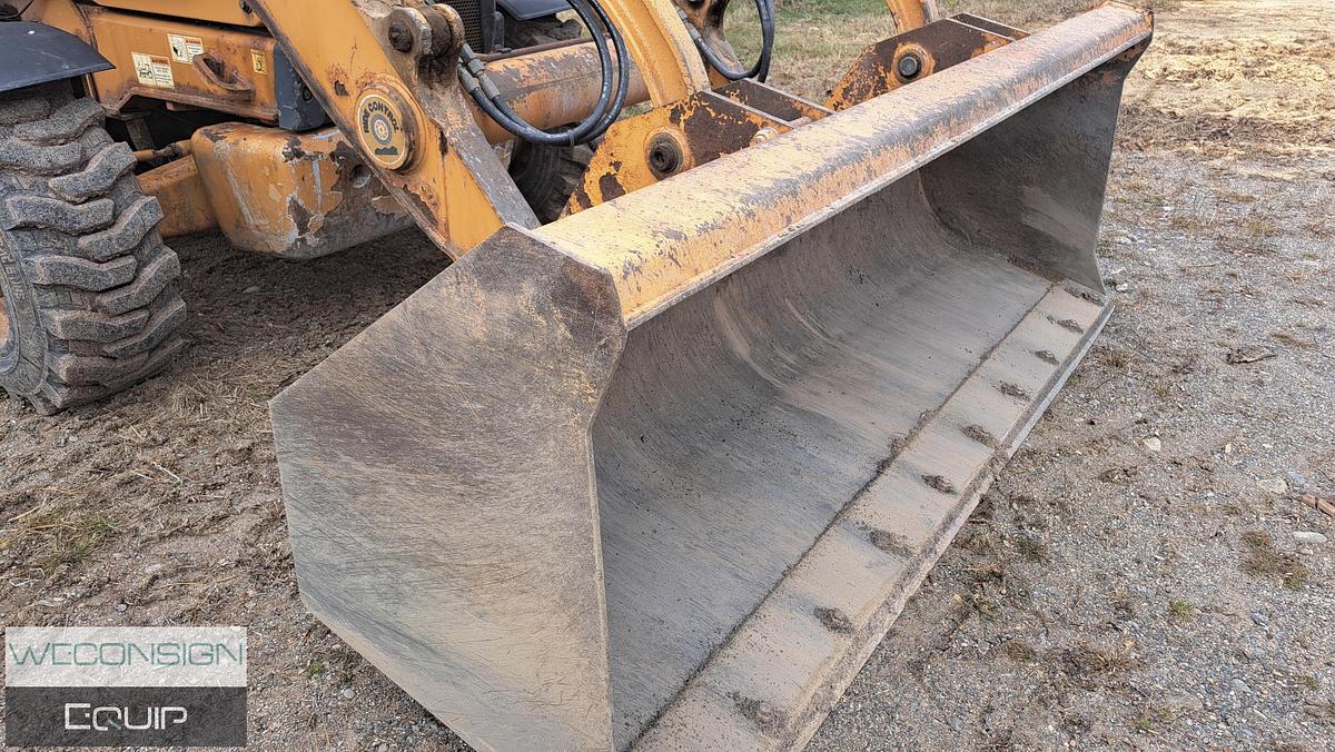 Used 2011 Case 580N 4x4