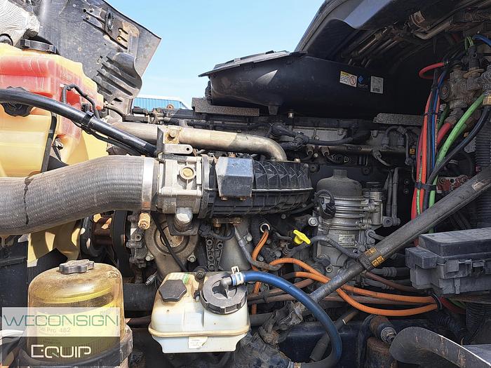 Used 2015 Freightliner Cascadia HWY Truck Tractor