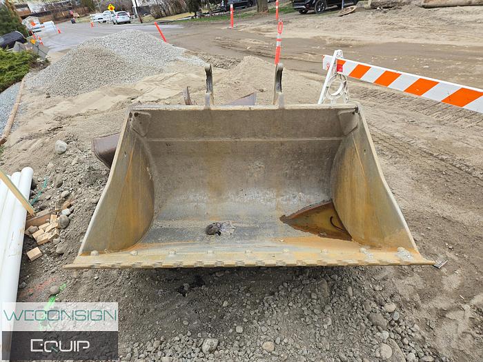 Used 2019 John Deere 300G Excavator