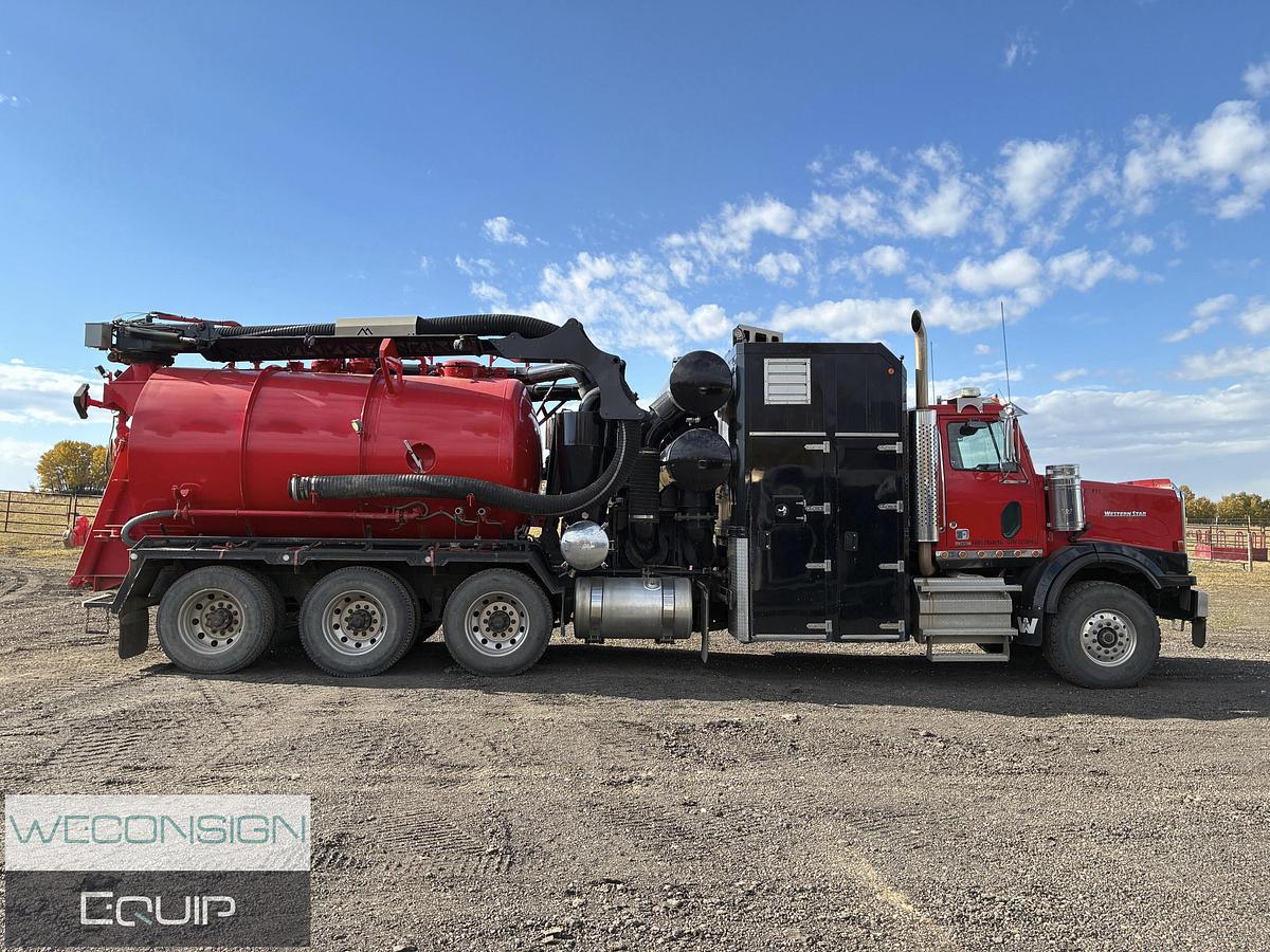 Used 2015 Western Star 4900 Vacuum Truck