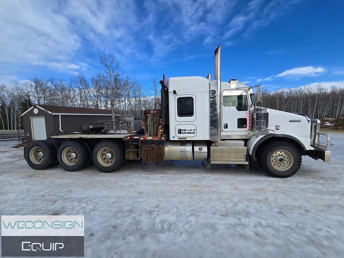 Used 2013 Kenworth T800 Winch Truck