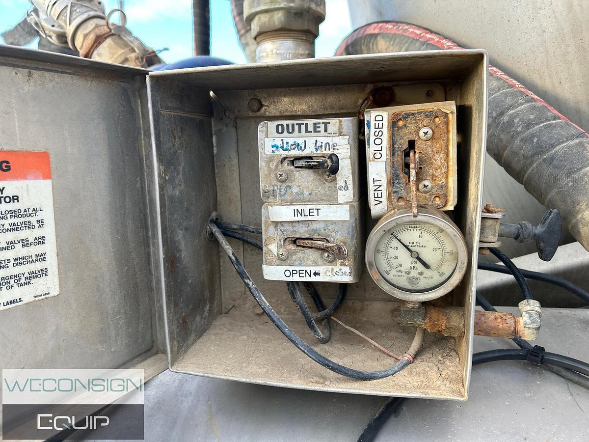 Used 2006 Tremcar 32,000L TC407 Stainless Steel Quad Wagon Tanker Trailer