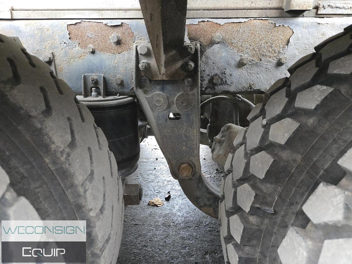 Used 2008 Kenworth T800 Tri Drive Stone Slinger