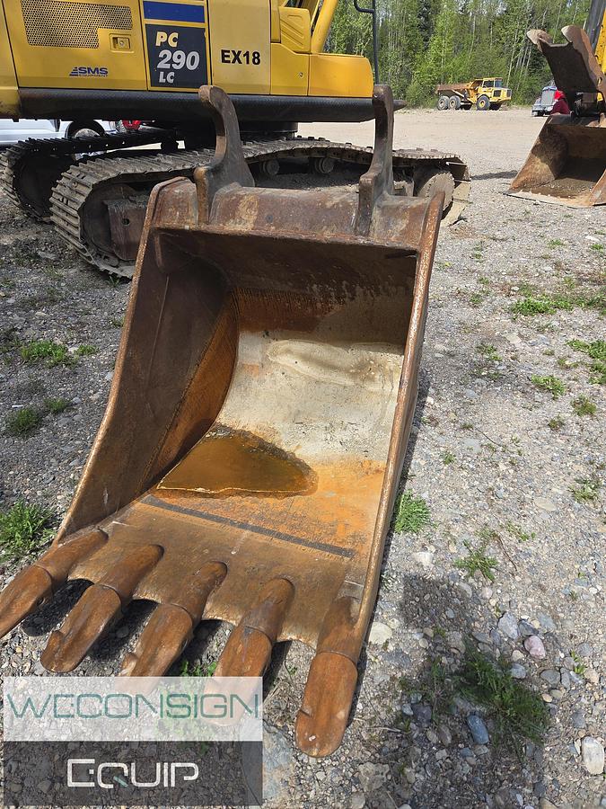 Used 2017 Komatsu PC290LC-11 Excavator