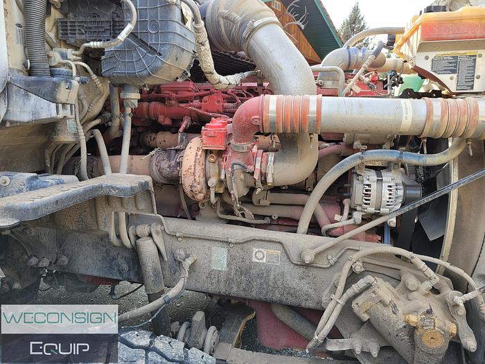 Used 2019 Peterbilt 367 Tandem Roll Off Truck