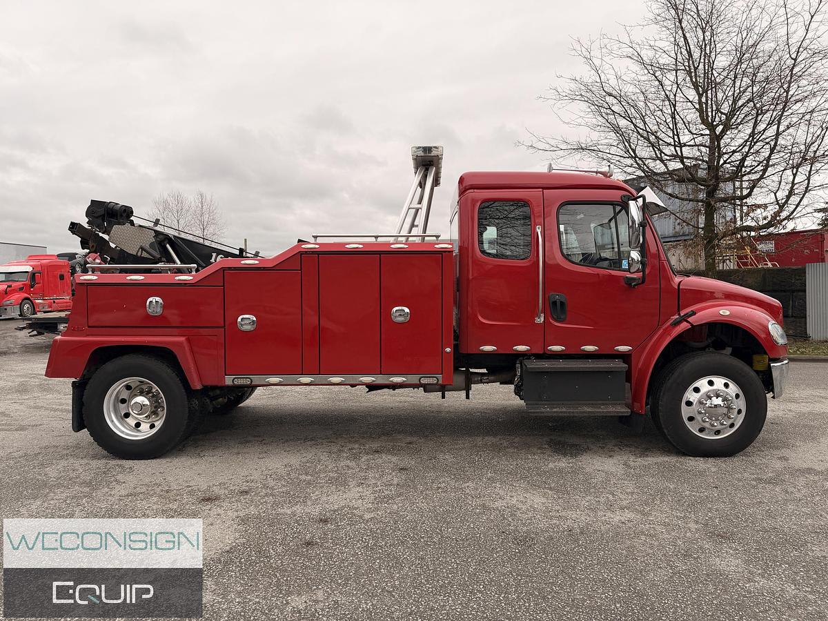 Used 2014 Freightliner M2106 Tow Truck/ Wrecker Truck