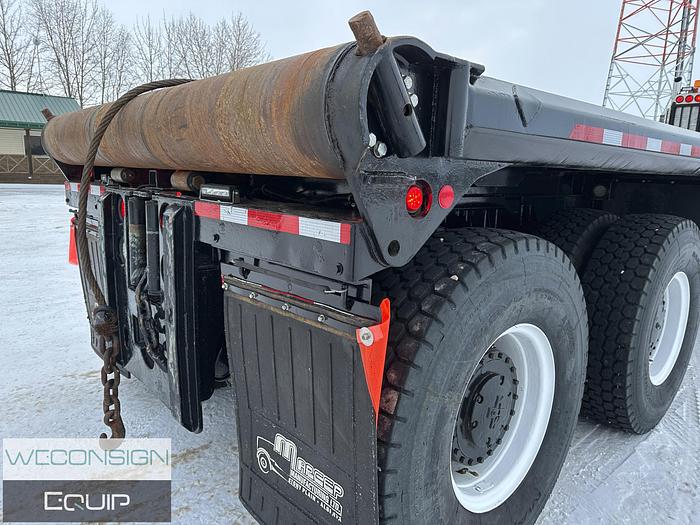 Used 2004 Kenworth C500B Bed Truck