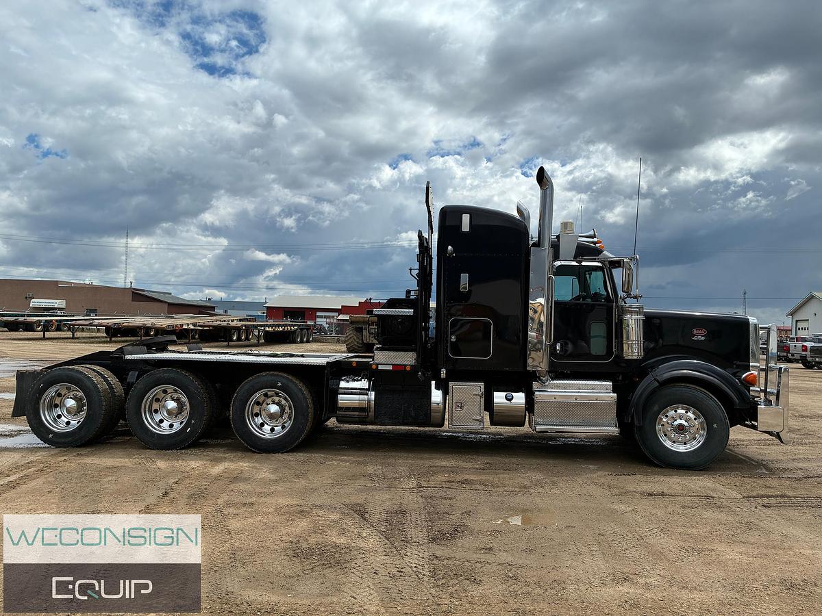 Used 2016 Peterbilt 367 Winch Truck