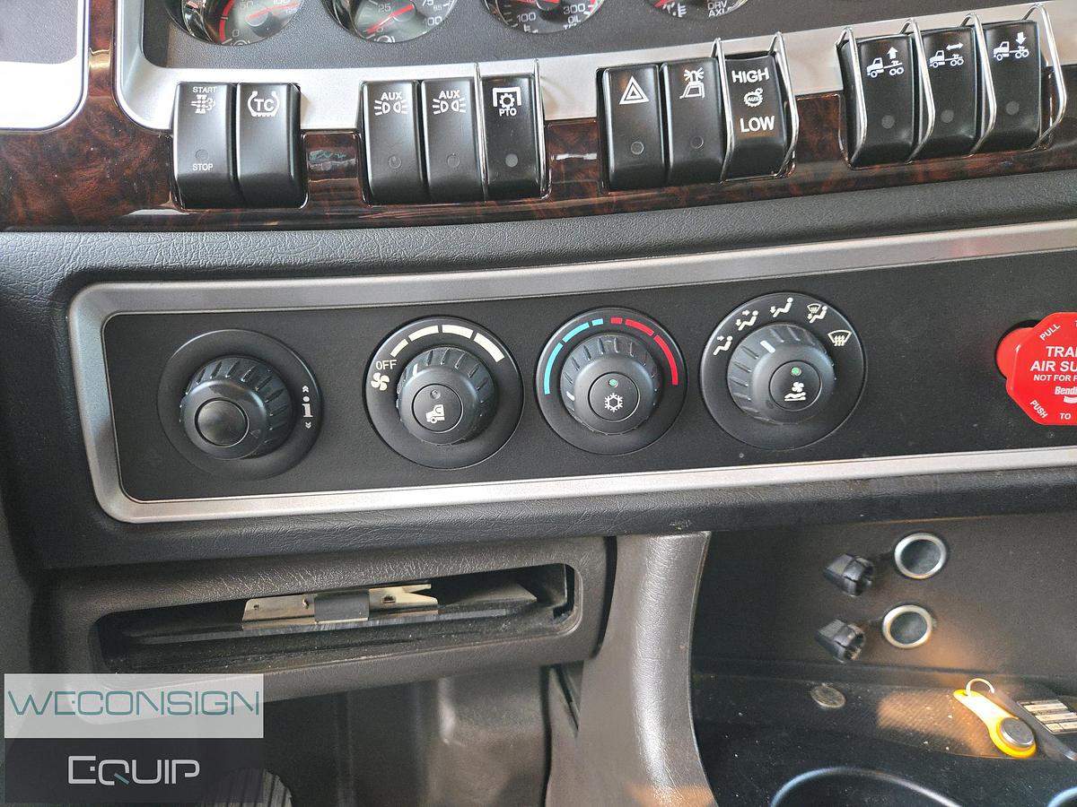 Used 2024 Kenworth W900L TA Truck Tractor