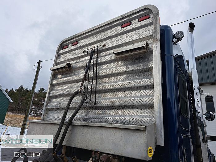 Used 2019 Kenworth T800 Heavy Haul Truck Tractor