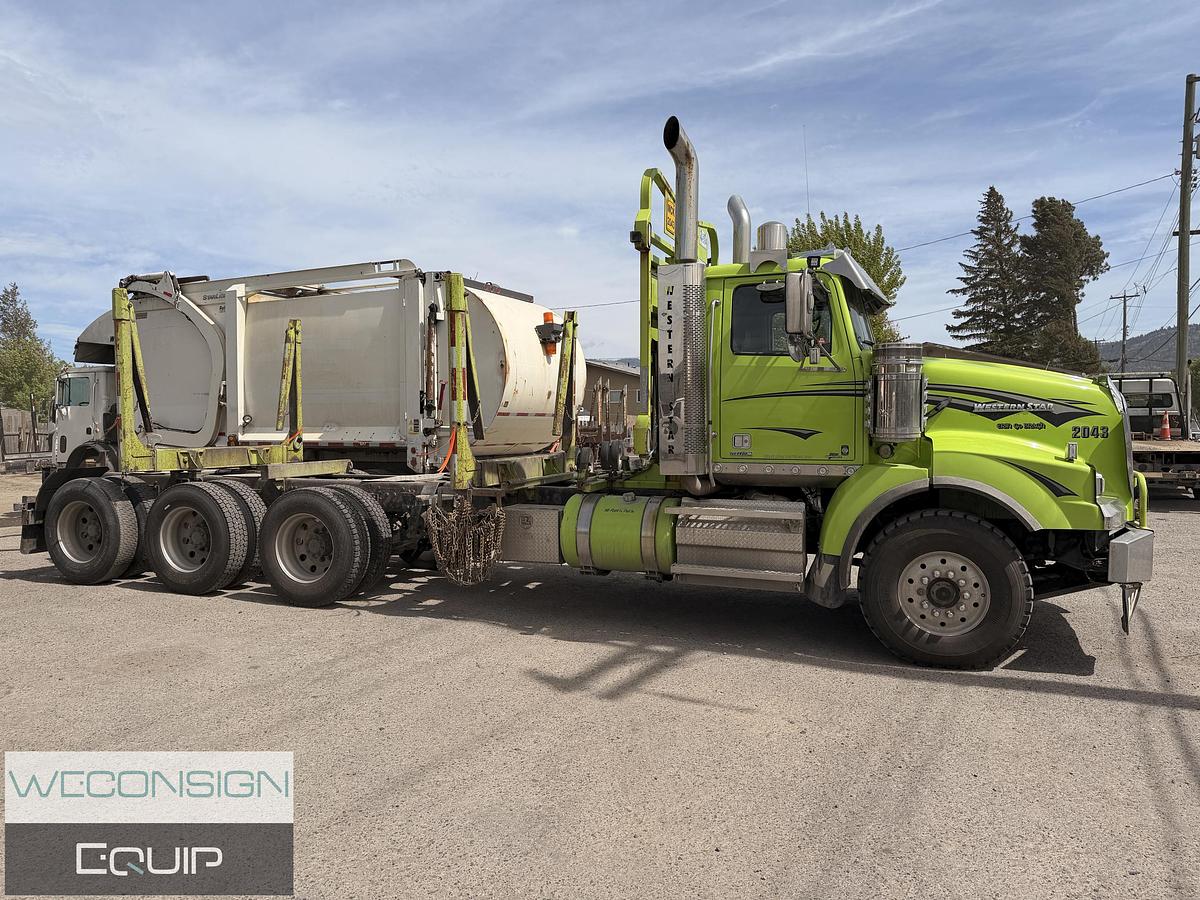 Used 2019 Western Star 4900SA Tri Drive Logging Truck