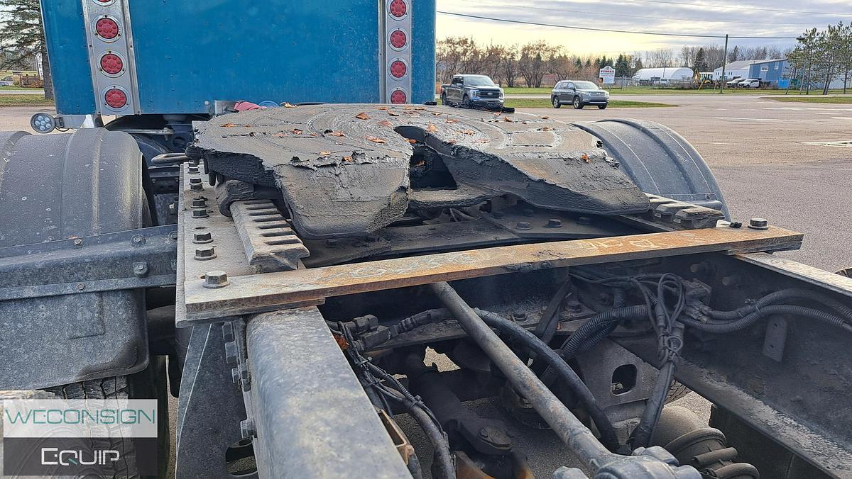 Used 2001 Kenworth W900B