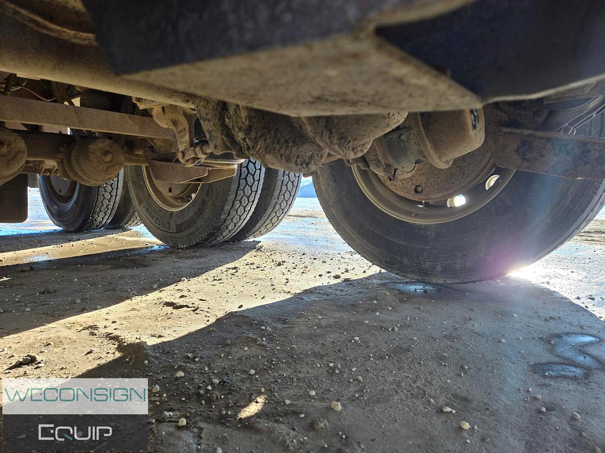 Used 2013 Midland 32'