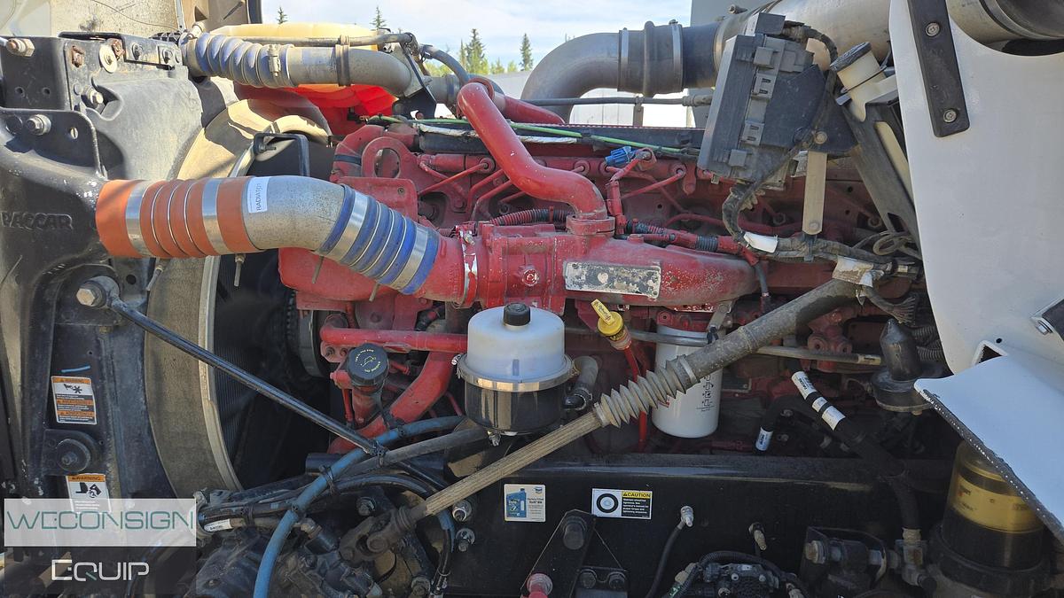 Used 2020 Kenworth T800 Daycab Logging Truck