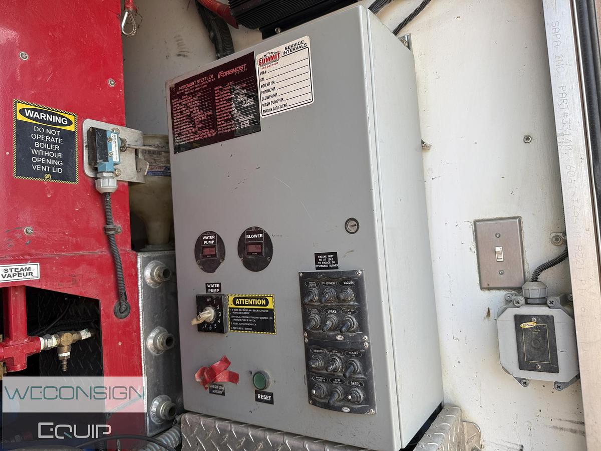 Used 2017 Peterbilt Single Axle Hydrovac